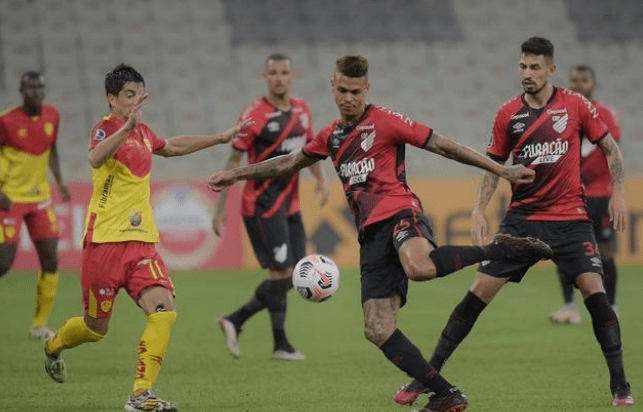 键比赛中的 键比赛中的