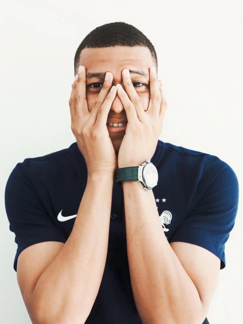 灯光刺激的 灯光刺激的